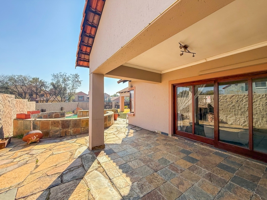4 Bedroom Property for Sale in Xanadu Eco Park North West